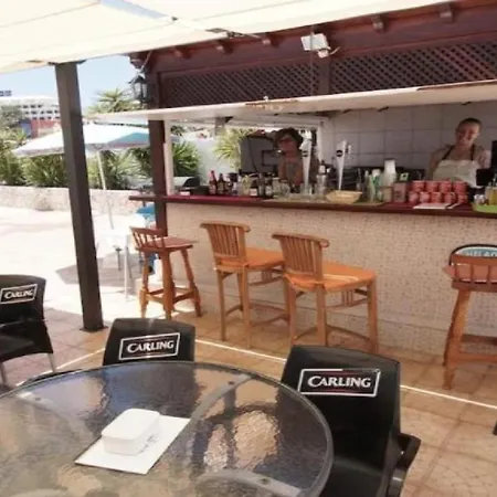 וילה Tricia Lovely 6 Bedroom Communal Heated Pool פלאייה דה לאס אמריקס