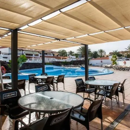 Tricia Lovely 6 Bedroom Communal Heated Pool * Playa de las Americas (Tenerife)