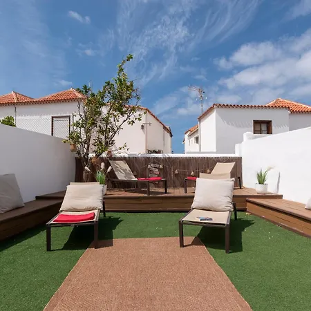 Tricia Lovely 6 Bedroom Communal Heated Pool *