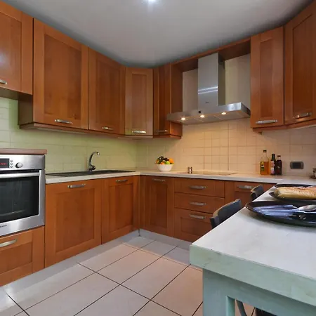 Lovely 6 Bedroom Communal Heated Pool Villa